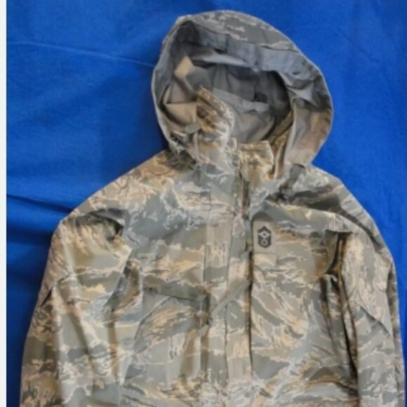 MED GORETEX ALL PURPOSE ENVIRONMENTAL CAMO ABU TIGER STRIPE APECS JACKET RC 1206